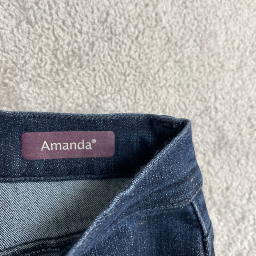 NEW Gloria Vanderbilt Amanda Women's Size 10S Original Slimming Jeans - Picture 9 of 13